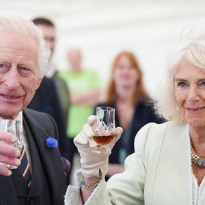 Le roi Charles III et la reine consort Camilla assistent à une célébration au château d'Édimbourg pour marquer le 900e anniversaire de la ville d'Édimbourg, en Écosse le 3 juillet 2024

© Alpha Press / Bestimage