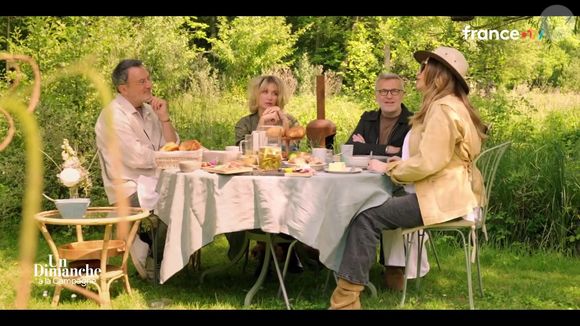 Melody Gardot dans l'émission "Un dimanche à la campagne", sur France 2.