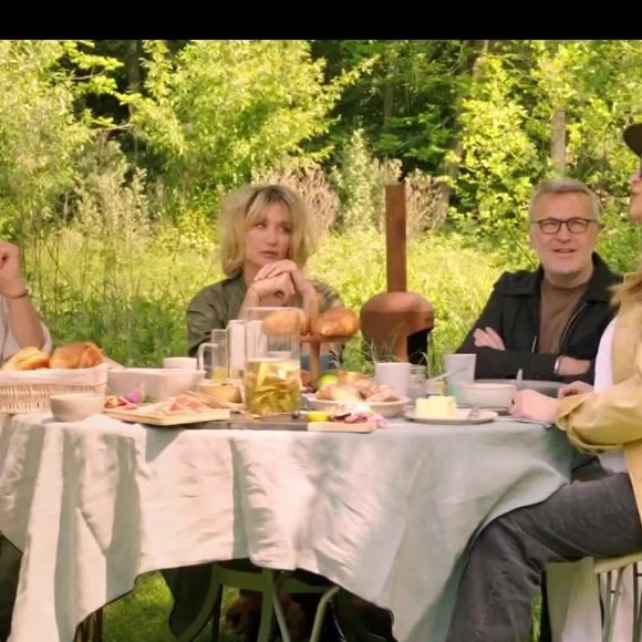 Melody Gardot dans l'émission "Un dimanche à la campagne", sur France 2.