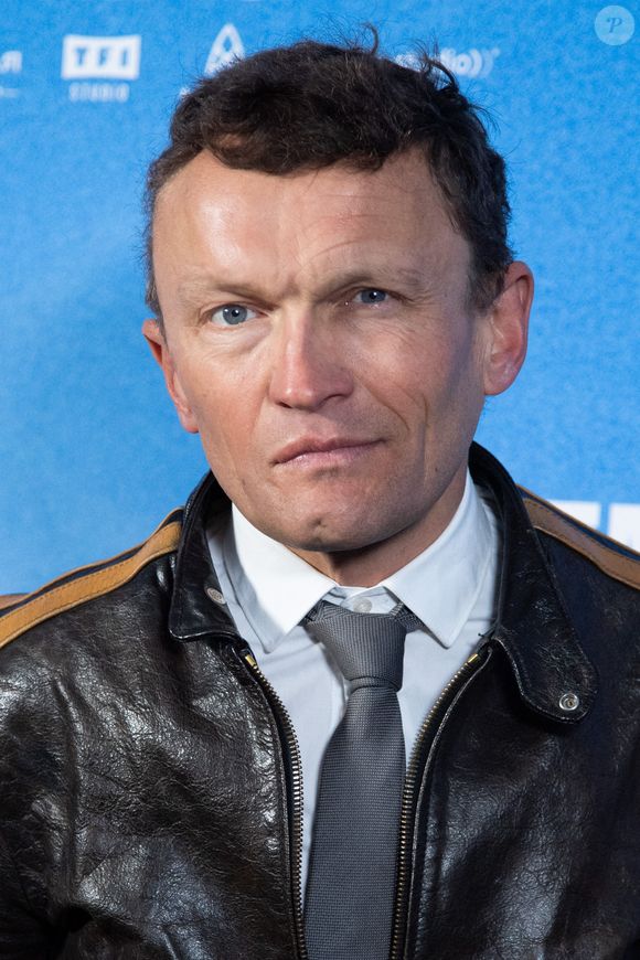 Sylvain Tesson à la première de Sur Les Chemins Noirs le 13 mars 2023. Photo par Aurore Marechal/ABACAPRESS.COM