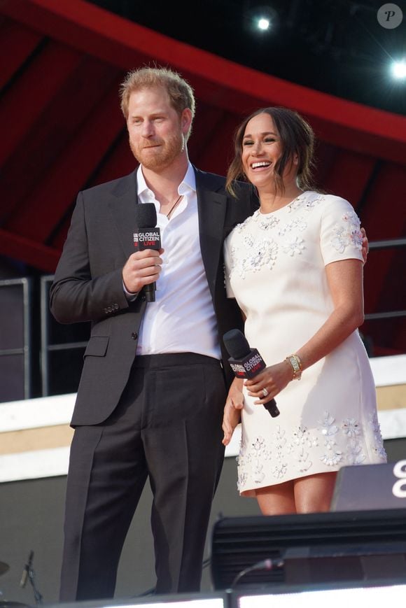 Le prince Harry, duc de Sussex et Meghan Markle sur la scène du "Global Citizen Live Festival" à Central Park à New York, le 25 septembre 2021.
© Sonia Moskowitz Gordon/ZUMA Press Wire/Bestimage