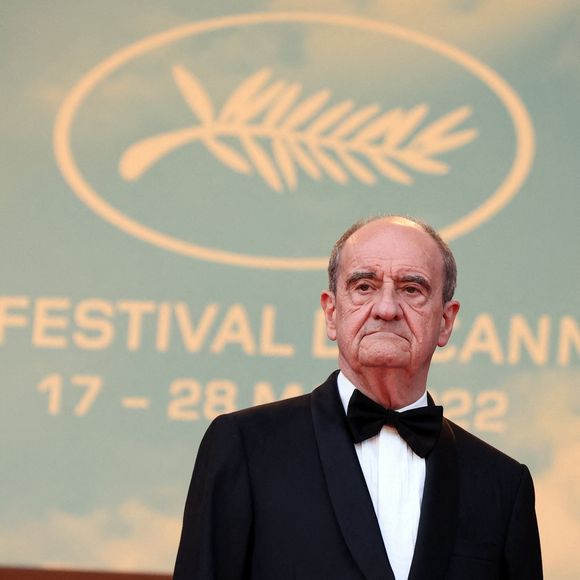 Contrainte par des restrictions budgétaires, l'émission fait peau neuve.

Pierre Lescure - Montée des marches pour la cérémonie de clôture du 75ème Festival International du Film de Cannes. Le 28 mai 2022
© Dominique Jacovides / Bestimage