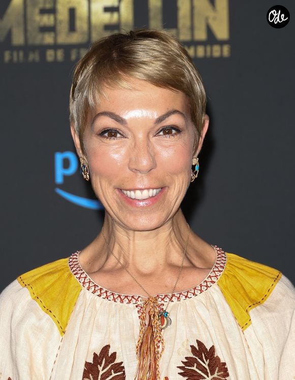 Selon l’AFP, leur véhicule a percuté un poids lourd circulant en sens inverse alors qu’ils doublaient un autre véhicule. 

Mathilde Favier à la première du film "Medellin" au cinéma Le Grand Rex à Paris, le 29 mai 2023.
© Guirec Coadic/Bestimage