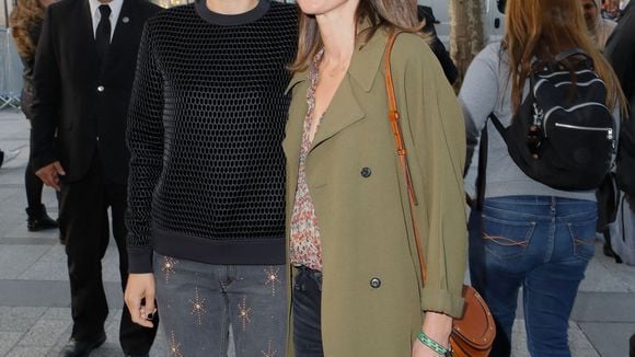 Camille Cottin : cette maison familiale du Var où elle se rend chaque été avec sa bande et notamment Marion Cotillard