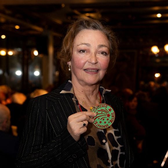 Catherine Frot lors de la cérémonie d'intronisation de A.Dussollier et C.Frot à l'académie Alphonse Allais au cabaret La Crémaillère 1900 à Paris le 26 janvier 2026 © Tiphaine Praud-Lebely / Bestimage