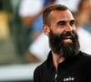 Dans une vidéo, Benoît Paire a tenu à partager son expérience capillaire en toute transparence. Le bilan est sans appel pour le champion : "J'ai fait ma greffe il y a six mois et c'est top !".

Benoit Paire - Tournoi UTS de Tennis - Los Angeles le 22 juillet 2023.