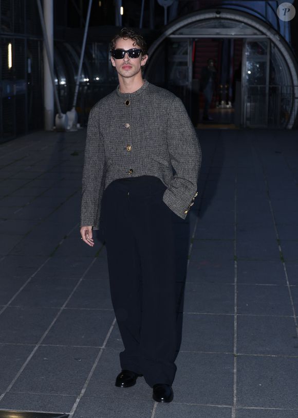Manu Rios au défilé Schiaparelli Collection Femme Prêt-à-Porter Printemps/Eté 2026 lors de la Fashion Week à Paris. 

Photo : Denis Guignebourg / Bestimage