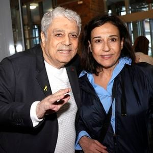 Enrico Macias avec sa fille Jocya lors de la soirée hommage pour le cinquantième anniversaire de la mort de Mike Brant chez Warner Music France à Paris le 24 avril 2025.

© Cyril Moreau- Cédric Perrin / Bestimage
