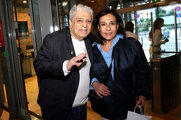 Enrico Macias avec sa fille Jocya lors de la soirée hommage pour le cinquantième anniversaire de la mort de Mike Brant chez Warner Music France à Paris le 24 avril 2025.

© Cyril Moreau- Cédric Perrin / Bestimage