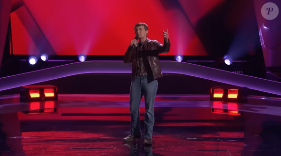 Il a perdu la vie dans un accident de la route en Caroline du Sud.

Capture The Voice USA - Youtube