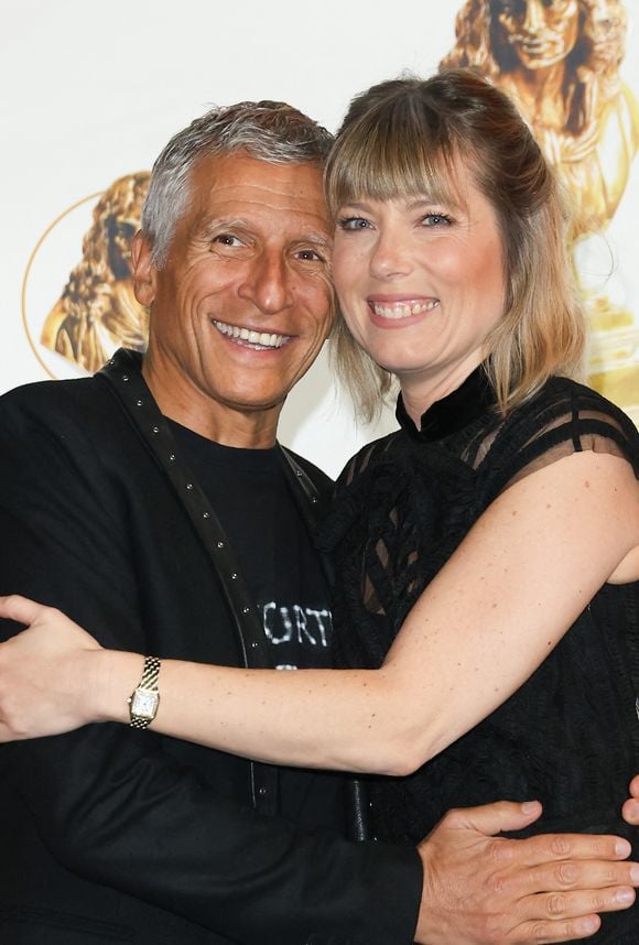 Mélanie Page est établie avec Nagui et leurs trois enfants dans le quartier de Montmartre à Paris

Nagui et sa femme Mélanie Page - 35ème cérémonie des Molières aux Folies Bergère à Paris le 6 mai 2024. © Coadic Guirec / Bestimage