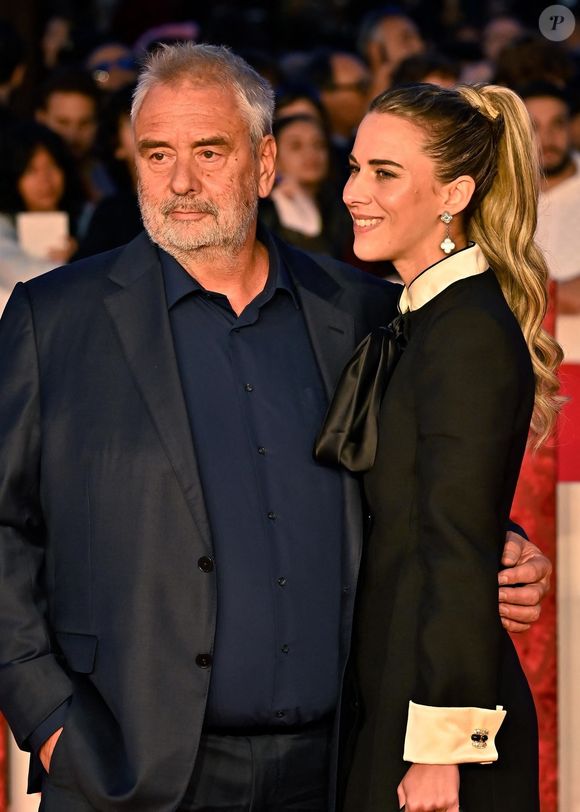Rome, ITALIE Luc Besson et Sarah Saldmann sur le tapis rouge du film "Dracula" au Roma. Backgrid UK/ Bestimage