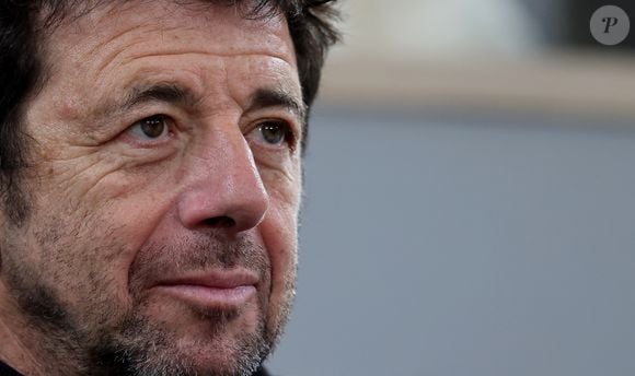 Patrick Bruel - Célébrités dans les tribunes des Internationaux de France de tennis de Roland Garros 2024 à Paris le 27 mai 2024. © Moreau-Jacovides/Bestimage