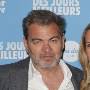 Clovis Cornillac avec sa fille pour une belle avant-première

Clovis Cornillac et sa femme Lilou Fogli - Avant-première du film "Des jours meilleurs" au cinéma Max Linder à Paris. © Coadic Guirec/Bestimage