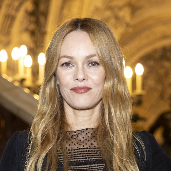 Vanessa Paradis au photocall du deuxième défilé de mode Chanel Haute-Couture automne-hiver 2024/2025 au palais Garnier lors de la Fashion Week de Paris, France, le 25 juin 2024. © Olivier Borde/Bestimage