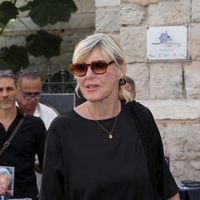 Chantal Ladesou, Gérard Louvin, Cyril Viguier... La famille de la télévision a dit au revoir à Philippe Bouvard