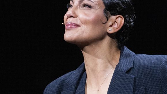 "Quand j'ai lu tout ce qui se disait sur moi…" : Nawell Madani sort du silence sur scène après l'affaire du garçon de 6 ans