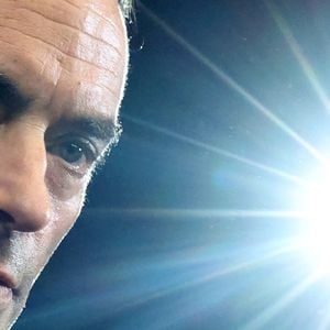 Anthony Delon donne rendez-vous prochainement à ses fans. "On va se revoir bientôt !" Quand ? Mystère. On ne sait pas, pour l'instant, si lui, sa sœur et son frère seront présents à l'hommage qui est prévu dans la commune de Douchy, le 18 août 2025.

Anthony Delon - Pour la séance de clôture de la 16e édition du Festival Lumière de Lyon, un hommage tout particulier a été rendu à l'acteur Alain Delon en projetant "Plein Soleil" de René Clément. Halle Tony Garnier, à Lyon, France, le 20 octobre 2024. © Dominique Jacovides/Bestimage