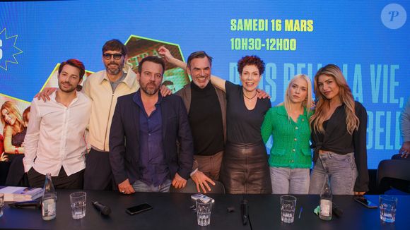 Jeremy Charvet, Laurent Kérusoré, Stéphane Henon, Jérôme Bertin, Marie Réache, Manon Chevallier et Lola Marois lors de la rencontre avec l’équipe de Plus Belle La Vie, Encore Plus Belle (TF1), modérée par le journaliste Alexandre du Serie Mania Festival international Lille 2024, à Lille, France, le 16 mars 2024. © Stéphane Vansteenkiste/Bestimage