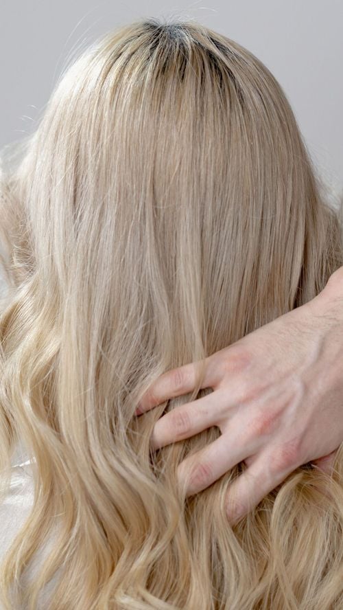 Cheveux décolorés, mais zéro casse : Cette routine a changé mes longueurs
