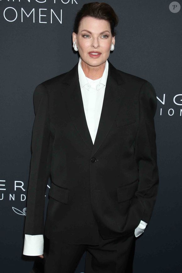 Linda Evangelista au dîner Caring for Women de la Fondation Kering le 11 septembre 2025, New York © PPS/Bestimage