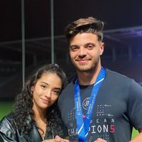 2 ans après bébé, la relation de Romain Ntamack et Lisa Lopez prend un nouveau tournant