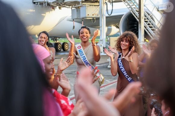 Les 30 Miss régionales lors de leur voyage en Martinique avant la cérémonie Miss France 2026. SIPA/Laurent Vu via Bestimage