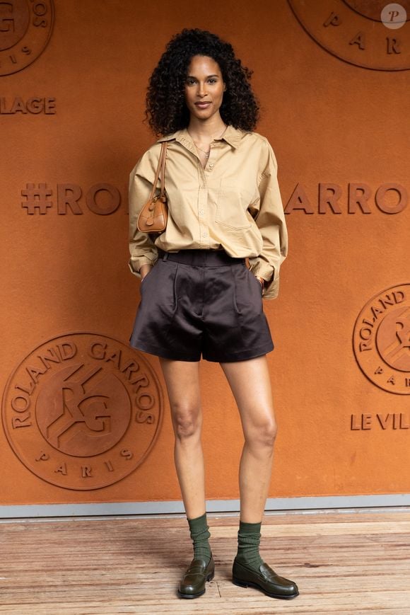 Cindy Bruna au village lors des Internationaux de France de Tennis de Roland Garros 2026. Paris, le 2 juin 2026.
© Jacovides-Moreau / Bestimage