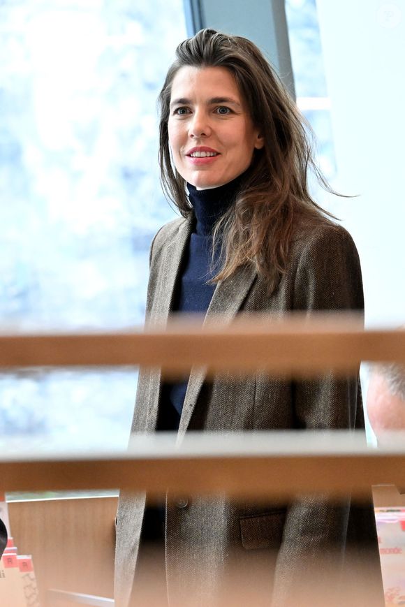 Le prince Albert II de Monaco, la princesse Caroline de Hanovre, Charlotte Casiraghi et Mélanie-Antoinette de Massy inaugurent la médiathèque Caroline à Monaco, le 10 décembre 2025.

© Bruno Bebert / Bestimage