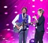 "J'ai ma vie et elle la sienne. Nous nous sommes vus cet été avec chacun nos partenaires. Nos sentiments l'un envers l'autre sont bien au-delà", a souligné le grand ami d'Alain Souchon.
Exclusif - Laurent Voulzy et Véronique Jannot - Enregistrement de l'émission "La boîte à Secrets 5" à Paris, qui sera diffusée le 6 novembre sur France 3. Le 21 septembre 2020 © Tiziano Da Silva / Bestimage