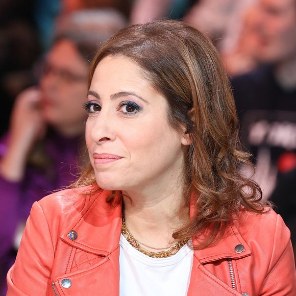 Reste désormais à savoir quelle place Léa Salamé pourra trouver au sein de la première radio de France, au milieu de son nouvel emploi du temps très chargé !

Léa Salamé - Les personnalités se mobilisent lors de la 37ème édition du Téléthon sur le plateau de France 2, avec pour parrain Vianney. Cette année, 80,6 millions de dons ont été promis. Le 9 décembre 2023. 
© Coadic Guirec / Bestimage