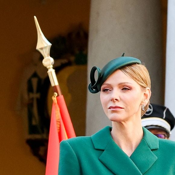 La princesse Charlène de Monaco - Le prince de Monaco et la princesse de Monaco accueillent le président du Portugal, dans la cours d'honneur du Palais Princier à Monaco, le 21 novembre 2025. Le chef d'Etat portugais est en visite officielle en principauté. © Bruno Bebert / Bestimage