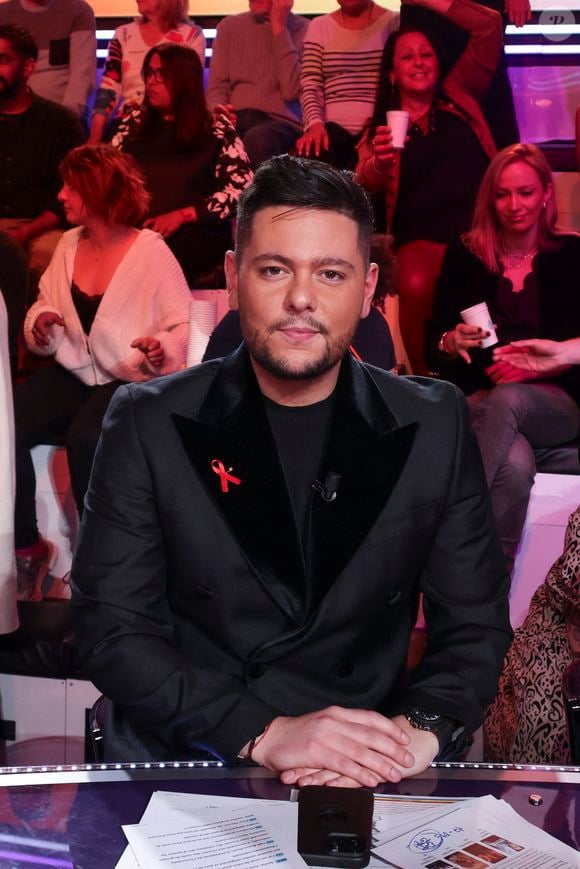 Sasha Elbaz ne sera plus chroniqueur mais producteur de l'émission de radio "Tout beau tout fun".

Exclusif - Sasha Elbaz, sur le plateau de l’émission « TPMP » présentée par C.Hanouna et diffusée en direct sur Youtube et sur toutes les box (SFR, FREE, Bouygues, MyCanal etc), Paris, France, le 21 mars 2025. © Jack Tribeca / Bestimage