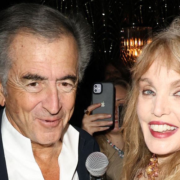 Exclusif - Bernard-Henri Levy avec sa femme Arielle Dombasle - Arielle Dombasle en showcase pour la promotion du lancement de l'album "Iconics" au Bœuf sur le Toit à Paris. © Coadic Guirec/Bestimage