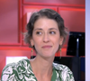 Grégoire Lecalot a aussi contribué à cet ouvrage. Il en signe la postface intitulée "J'irais jusqu'au bout de mes rêves...".



Journaliste à France Info, Clémentine Vergnaud se confie sur son cancer dans "C à vous" / France 5.