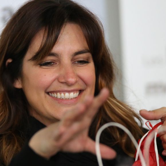 Laetitia Milot dédicace son livre "Ma clé du bonheur" à la foire d'Anova à Alençon le 5 mars 2023. © Sebastien Legendre / Panoramic / Bestimage