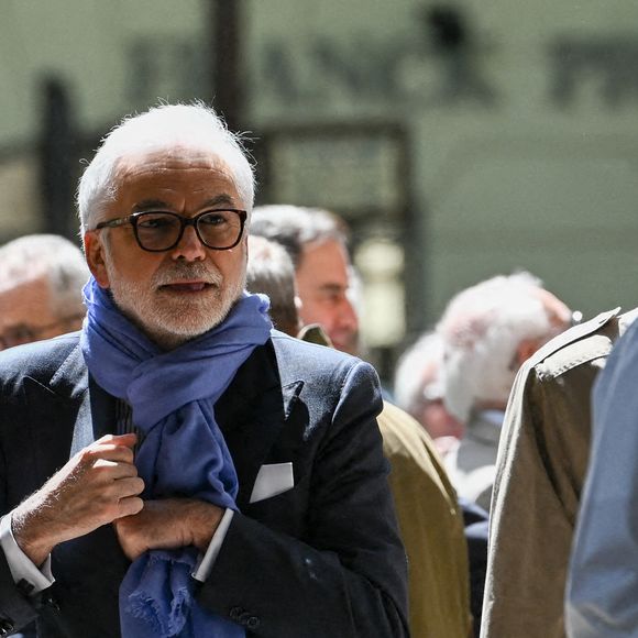 Pascal Praud lors de la cérémonie d'enterrement de Daniel Bilalian à l'église Saint-Pierre de Neuilly-sur-Seine, près de Paris, France, le 22 mai 2025. Photo by Firas Abdullah/ABACAPRESS.COM