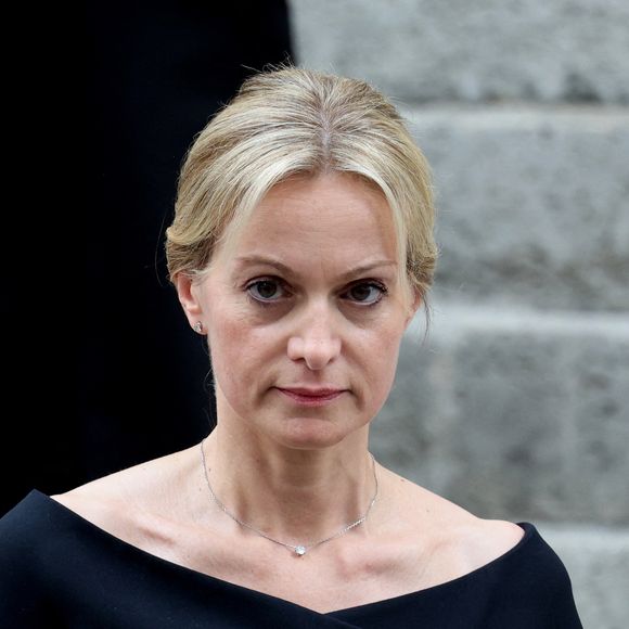 Les téléspectateurs de TF1 ont dû s’habituer à l’absence d’un visage familier du week-end : Audrey Crespo-Mara...

Audrey Crespo-Mara - Sorties des obsèques de Thierry Ardisson en l’église Saint-Roch de Paris, France. 

© Clovis-Jacovides/Bestimage