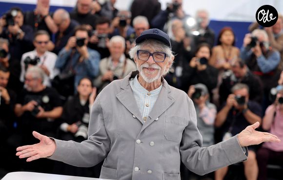 Malgré cette déception, son public préfère le voir se reposer et préserver sa santé.

Pierre Richard au photocall du film "L'Homme Qui A Vu L'Ours Qui A Vu L'Homme" lors du 78ème Festival International du Film de Cannes, au Palais des Festivals à Cannes, France, le 22 mai 2025. © Jacovides-Moreau/Bestimage