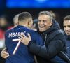 “Le coach doit convaincre ses joueurs que c'est possible. On a montré qu'on avait des stars au service de l'équipe, et non l'inverse”, ajoute Luis Enrique 

Kylian Mbappé et Luis Enrique - Trophée des Champions entre le PSG et Toulouse (2-0) au Parc des Princes à Paris le 3 janvier 2024. © Cyril Moreau/Bestimage