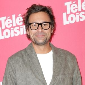 "La meilleure décision qu'il a pu prendre ces dernières années", comme il l'explique.

Bertrand Chameroy - Photocall de la soirée "Télé Loisirs Awards 2025" au Jardin d'Acclimatation à Paris le 23 septembre 2025. © Coadic Guirec/Bestimage