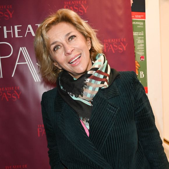 Exclusif - Corinne Touzet - Inauguration du théâtre de Passy lors du spectacle Joséphine B à Paris le 8 novembre 2021. © Coadic Guirec/Bestimage