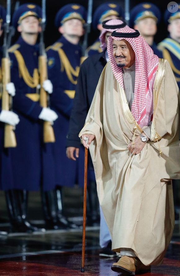 Acquis par le futur roi Fahd en 1979, le domaine a été transformé en une résidence luxueuse avec port privé, piste d’hélicoptère et installations médicales. 

Première visite officielle d'un roi d'Arabie saoudite en Russie : le roi d'Arabie saoudite Salmane ben Abdelaziz Al Saoud arrive à Moscou, Russie, le 4 octobre 2017.