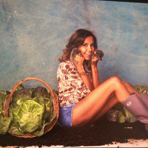 Karine Le Marchand, sexy pour la promo de "L'amour est dans le pré" saison 12, le 15 mai 2017. @X