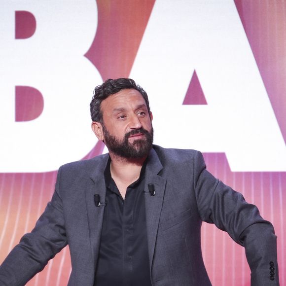 Exclusif - Cyril Hanouna, sur le plateau de l’émission « TPMP » présentée par C.Hanouna et diffusée en direct sur C8, Paris, France, le 08 janvier 2025. © Jack Tribeca / Bestimage