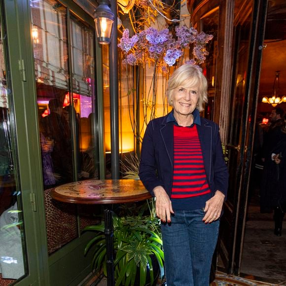 Catherine Ceylac pose lors de la remise du prix littéraire "La Closerie des Lilas" à la Closerie des Lilas à Paris, le 18 avril 2023. © Pierre Perusseau/Bestimage