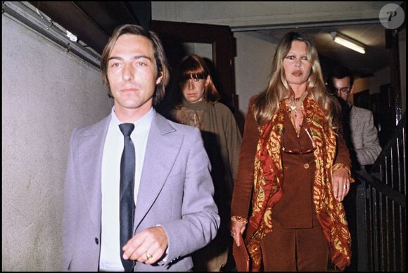 ARCHIVES — Brigitte Bardot et Allain Bougrain-Dubourg aux Dossiers de l’Écran, 8 avril 1981, Paris.
© Bestimage