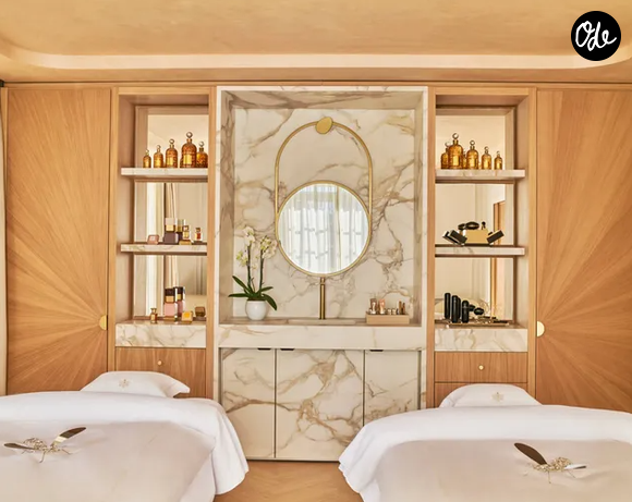 Pour 200 euros, j'ai vécu un véritable moment hors du temps que je recommande à tous les amateurs de bien-être et de beauté.

Spa Guerlain du Normandy de Deauville.
