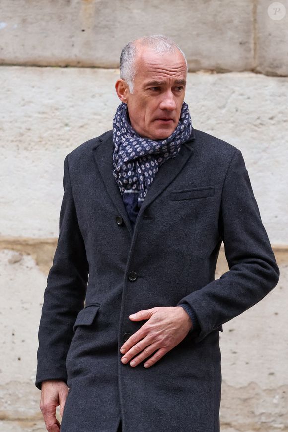 Gilles Bouleau - Sortie des obsèques de Catherine Laborde en l’église Saint-Roch à Paris, le 6 février 2025. Décédée le 28 janvier 2025 à l'âge de 73 ans, l'ancienne présentatrice météo de TF1 (1988 - 2017) était atteinte de la maladie neurodégénérative à corps de Lewy. 
© Jacovides - Moreau / Bestimage