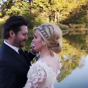 Archive - Photos de mariage de Kelly Clarkson et Brandon Blackstock en octobre 2013.
Crédit : Backgrid UK/ Bestimage